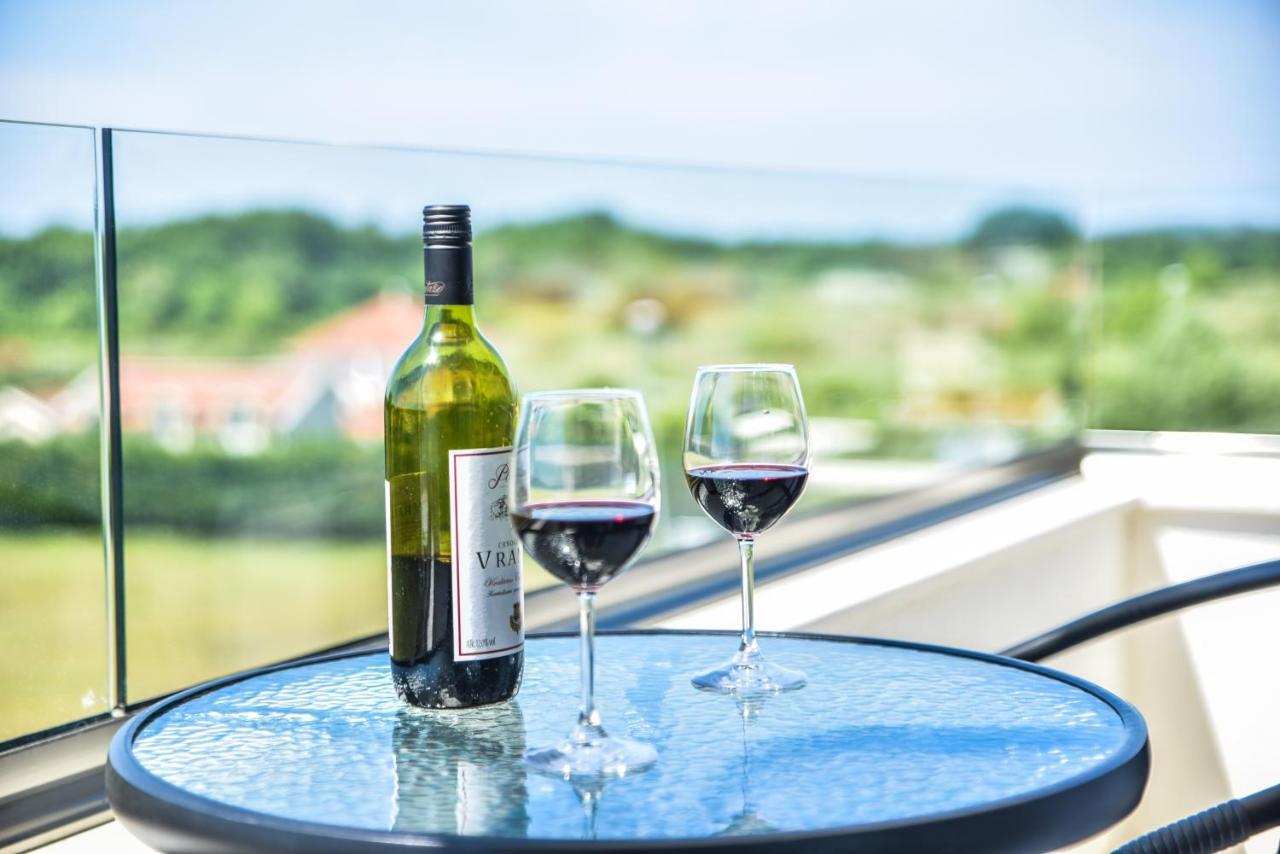 Heaven Lux Ulcinj Hotel Exterior photo