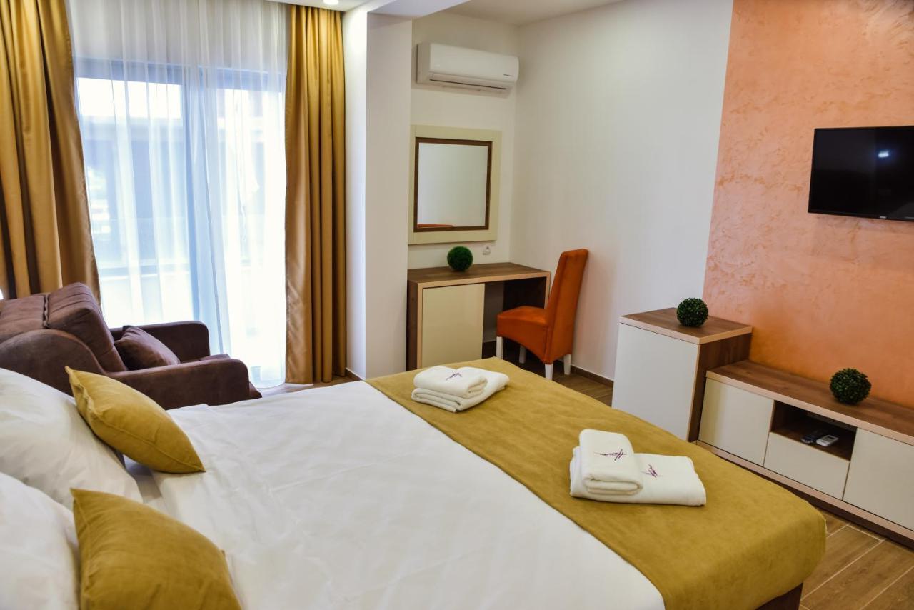 Heaven Lux Ulcinj Hotel Exterior photo