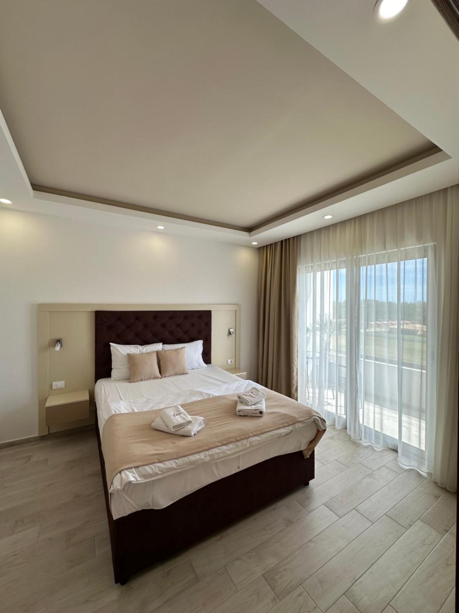 Heaven Lux Ulcinj Hotel Exterior photo